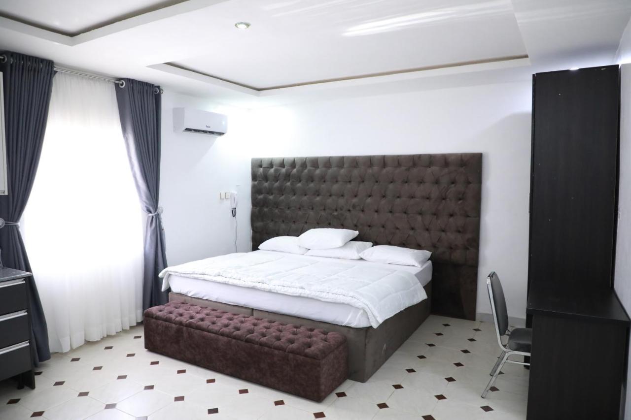 D & D Apartments Abuja Bagian luar foto