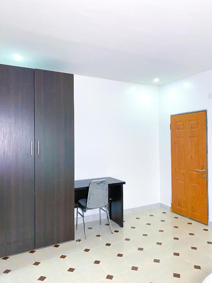 D & D Apartments Abuja Bagian luar foto