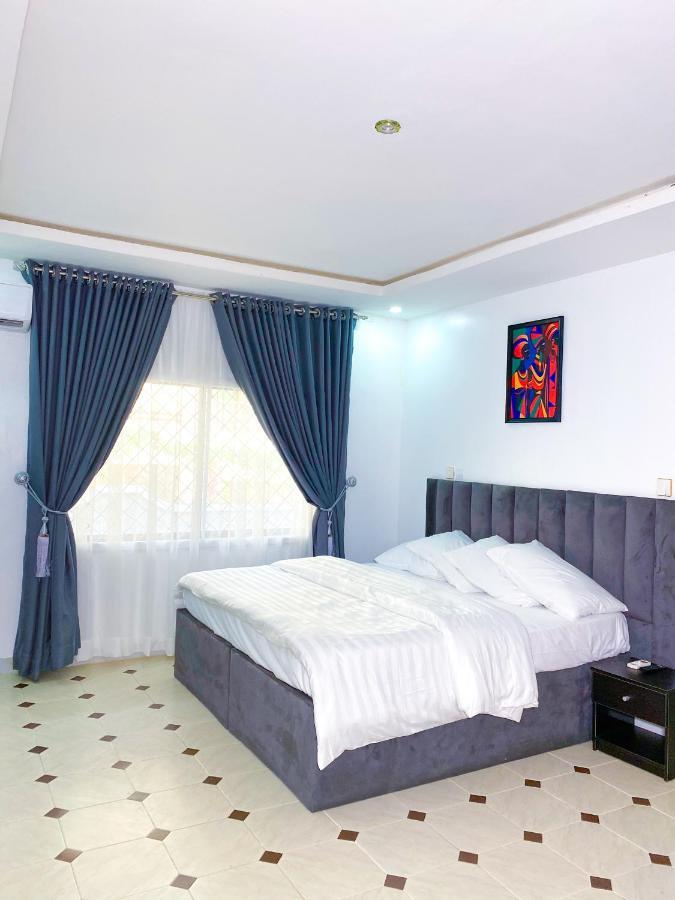 D & D Apartments Abuja Bagian luar foto